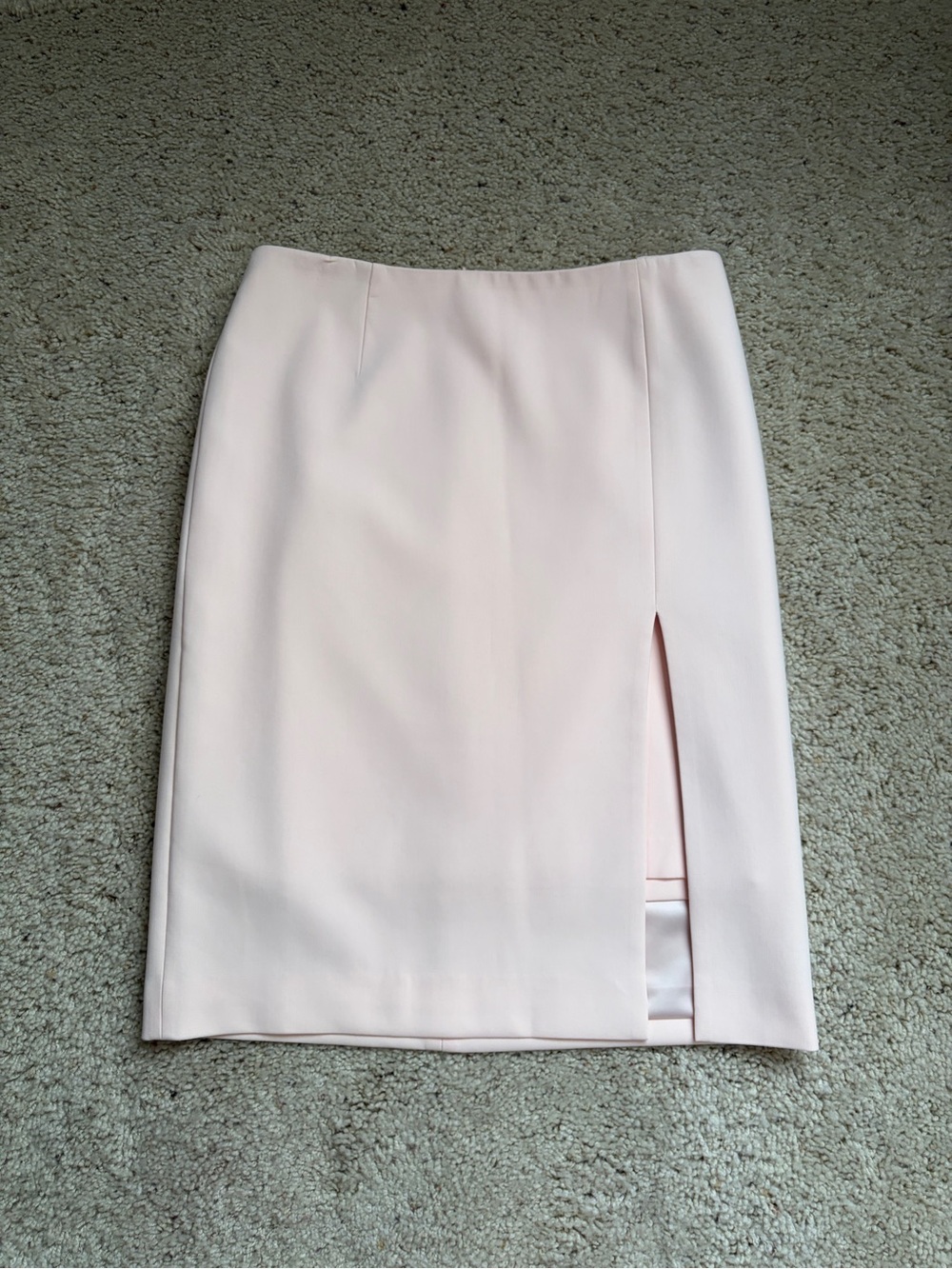 White House Black Market Pale Pink Pencil Skirt with Side Slit size 10 (168)